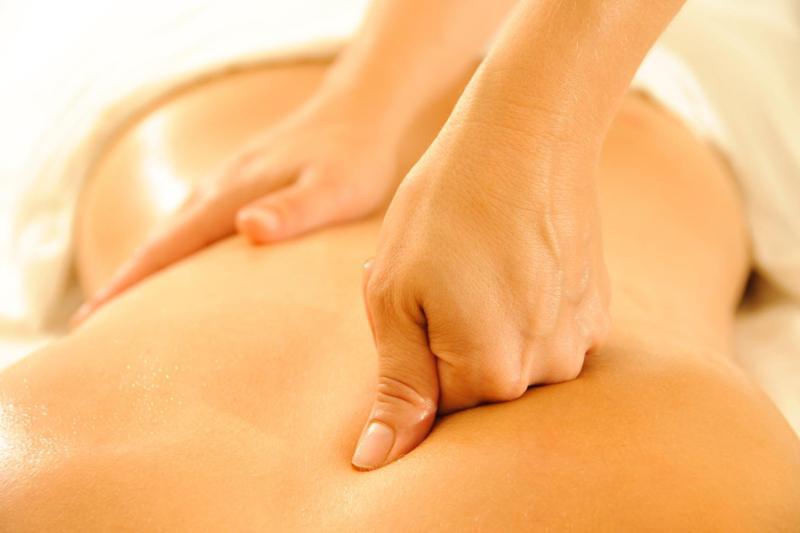 Massaggio connettivale anticellulite